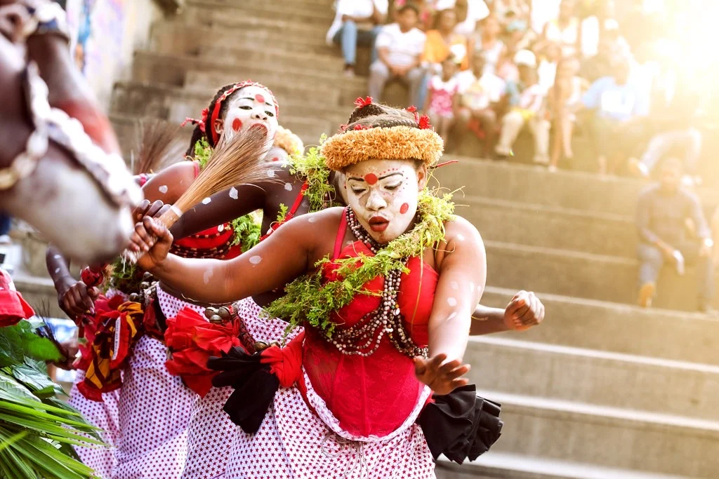 Cultures et transmission des savoirs gabonais